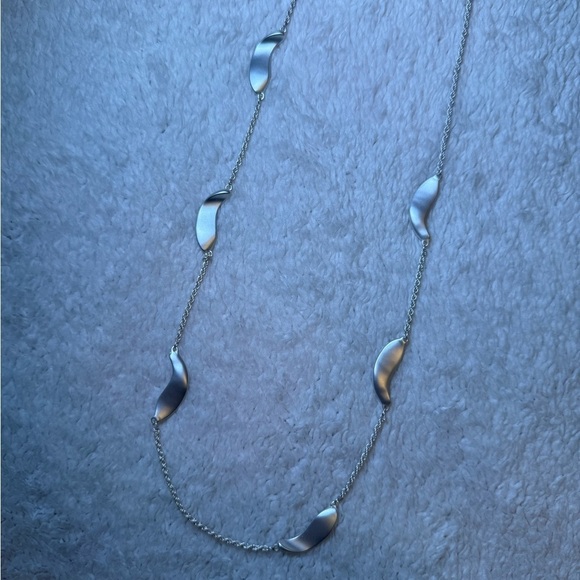 Reitmans - Silver Necklace - Picture 3 of 4
